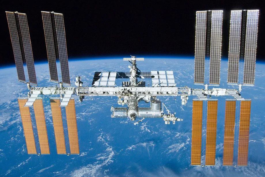 كيف ستبدو محطة الفضاء بعد الإطلاق التاريخي لـ SpaceX؟