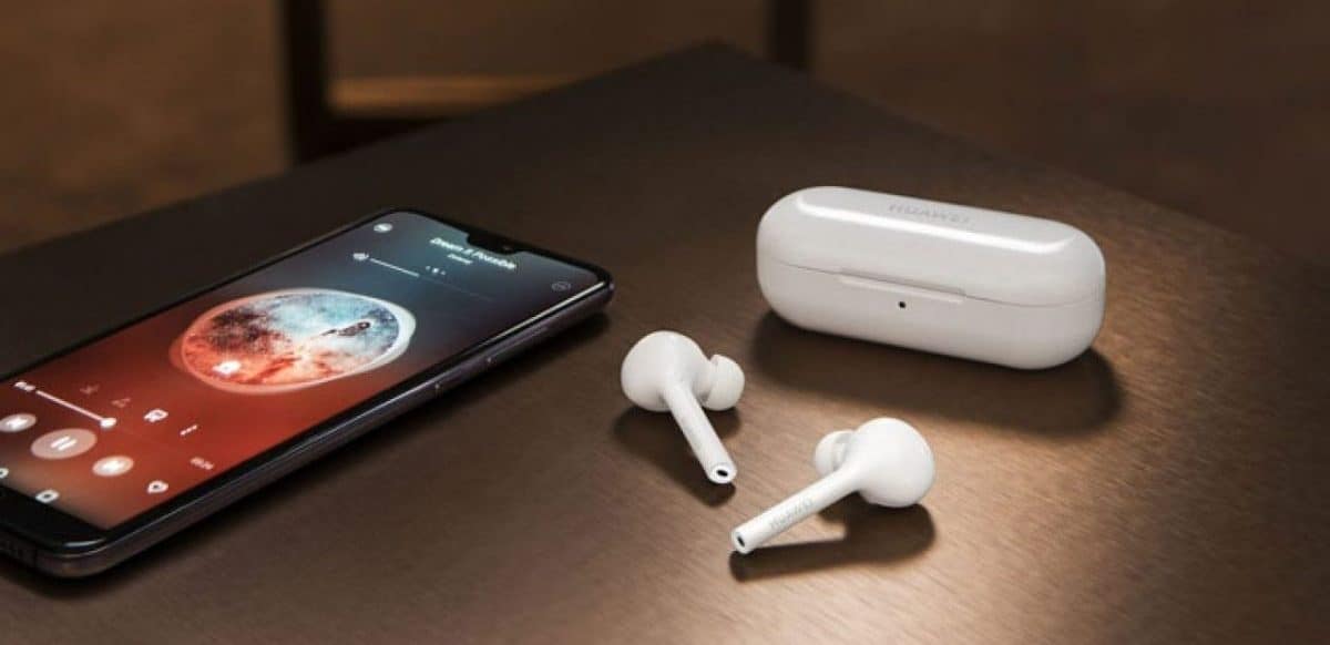 سماعات HUAWEI FreeBuds 3i متاحة للحجز المسبق في السعودية نظرة عن كثب لكيفية إتقان هواوي لميزة إلغاء الضجيج وترقيّتها إلى المستوى التالي
