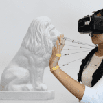 "التكنولوجيا اللمسية".. محاكاة الشعور بالأشياء الصلبة في الواقع الافتراضي