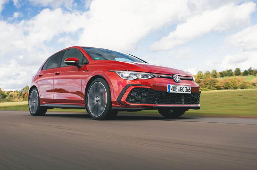 مواصفات جولف GTI من فولكس فاجن موديل 2020