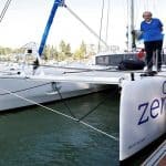 للتوعية بحماية البيئة.. رحالة يطوف العالم بقارب كهربائي