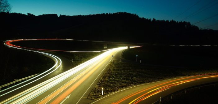 يف ستحول شبكة الجيل الخامس وسائل النقل الذكية بالمدن عام 2021