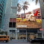 لماذا تتباهى شركات الاتصالات الأمريكية ببناء شبكات الجيل الخامس؟