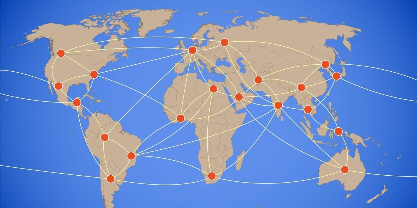 كيف يمكن للجواسيس سرقة بياناتنا من كابل تحت سطح البحر يبلغ طوله 8000 ميل؟