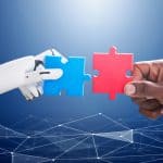 بسبب فيروس كورونا والضغط الشديد.. هل يصبح أفراد بخبرة بسيطة في الترميز أو ليس لديهم خبرة رسمية بديلًا لفرق التكنولوجيا؟