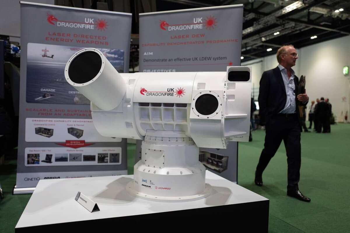 "Dragonfire".. سلاح ليزر للسفن البريطانية لتدمير الأهداف بدقة