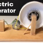 علماء يقومون بتعديل الخشب وتحويله إلى مولد كهربائي صغير