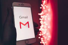 كيف يمكنك منع شركات الإعلانات من تتبعك في تطبيق Gmail؟