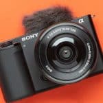 "Sony" تطلق كاميرا "ZV-E10" الحديثة