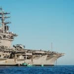 البحرية الأمريكية تطور سلاحًا يمنعك من التواصل أو الحديث