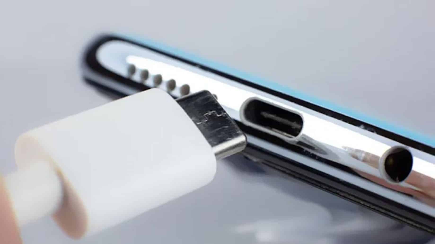أوروبا تسعي إلى إضافة منافذ USB-C على جميع الهواتف