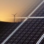 كيف يمكن للعالم تلبية احتياجاته من الطاقة النظيفة؟