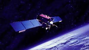 الولايات المتحدة تحذر من أن الاتصالات عبر الأقمار الصناعية قد تتعرض للتهديد بعد تعطيل شبكة Viasat