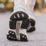 SUEDE.. حذاء ذكي يعالج التواء الكاحل