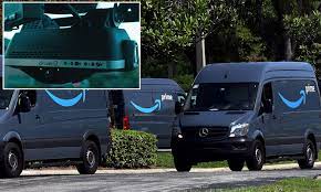 أمازون تستخدم كاميرات تعمل بالذكاء الاصطناعي فى شاحنات التوصيل ببريطانيا