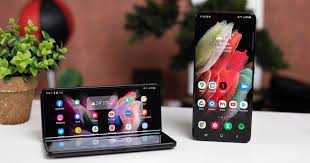 سامسونج تؤكد وصول الهواتف القابلة للطي الجديدة في وقت لاحق من هذا العام