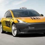 تيسلا تهدف إلى إنتاج سيارات أجرة آلية بحلول 2024