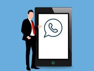 دراسة توضح دور "واتساب" في ترويج الشائعات لدى كبار السن بالمملكة