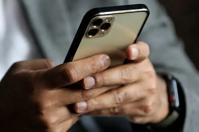 جهازك iPhone؟ لا تعطه لأي شخص دون التحقق من ثلاثة أشياء