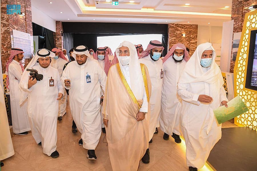 وزير الشؤون الإسلامية يفتتح معرض "واحات" لاستعراض مشاريع الوزارة التقنية والخدمية في موسم الحج