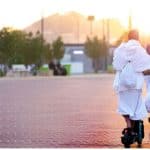 وزير النقل والخدمات اللوجستية يقف على تجربة "السكوتر الكهربائي" التي تم تنفيذها لأول مرة في موسم حج هذا العام