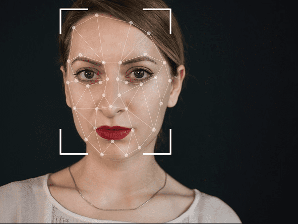 ما هي تقنية Deepfake وهل يجب أن تقلق بشأنها؟