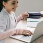 كيفية اختيار أفضل كمبيوتر محمول للأطفال