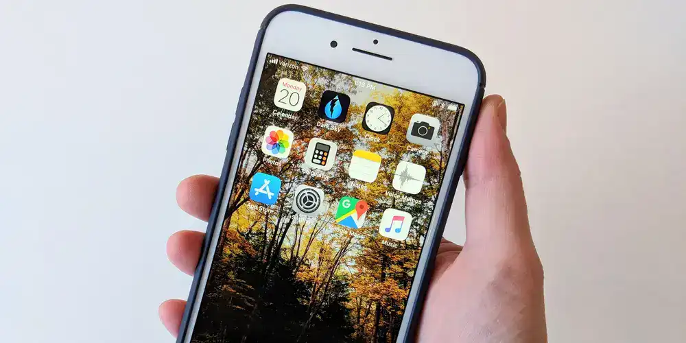 كيف يمكنك تغيير شاشة القفل على ايفون؟