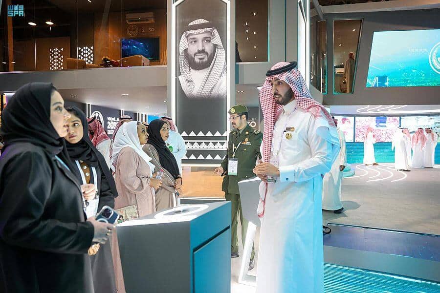 "الجوازات" تشارك ضمن جناح وزارة الداخلية في معرض جيتكس للتقنية 2022