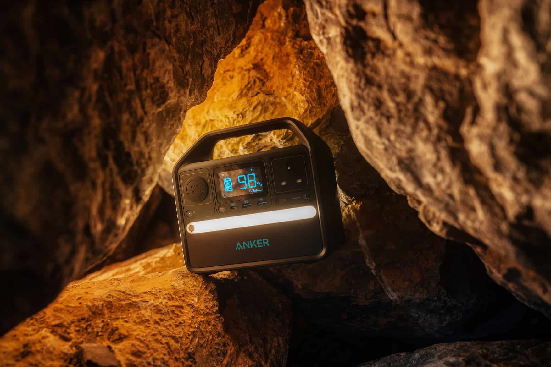 Anker تطلق مجموعة من محطات الطاقة المتنقلة في الإمارات