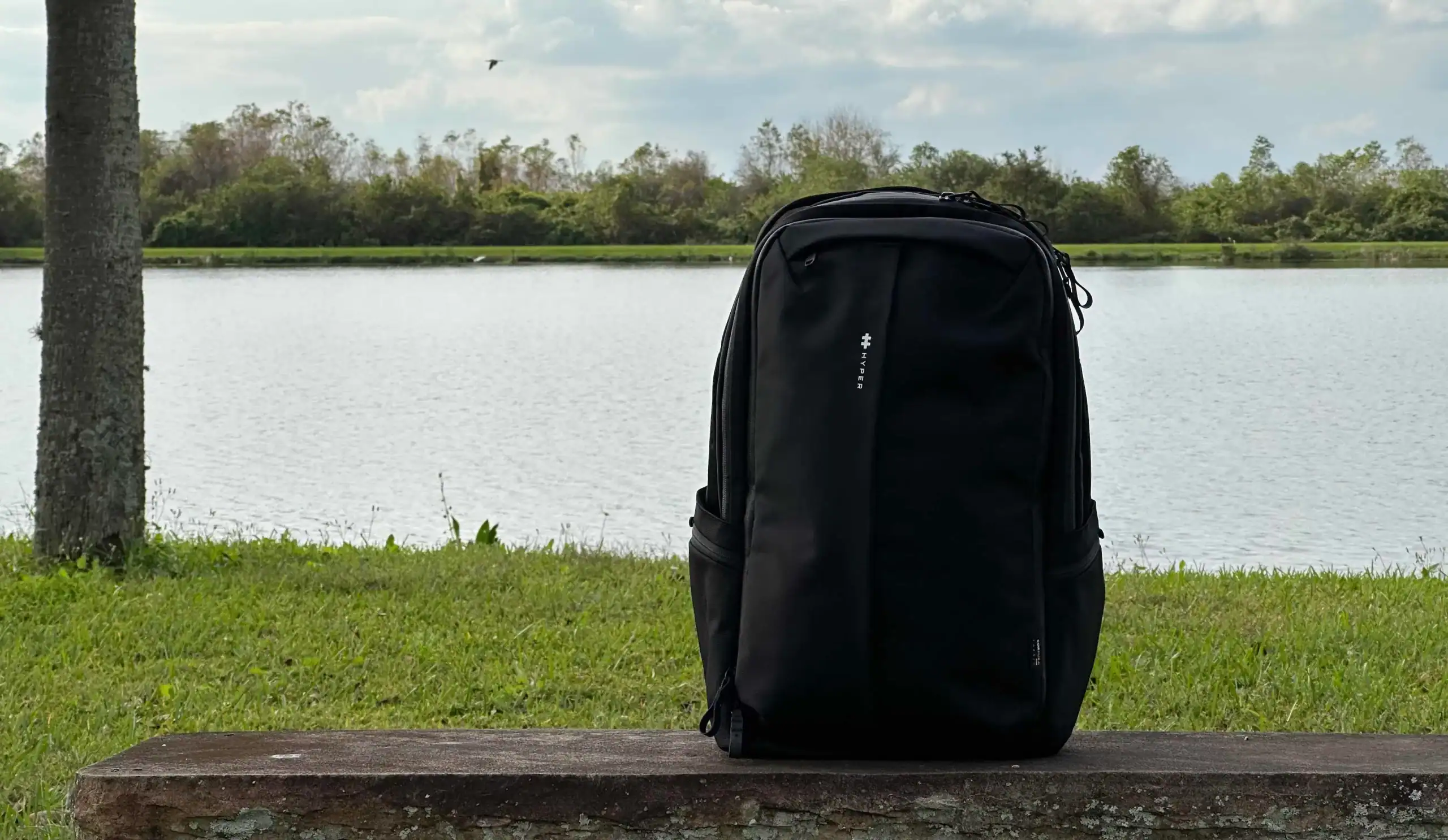 HyperPack Pro.. حقيبة ظهر ذكية مضادة للسرقة
