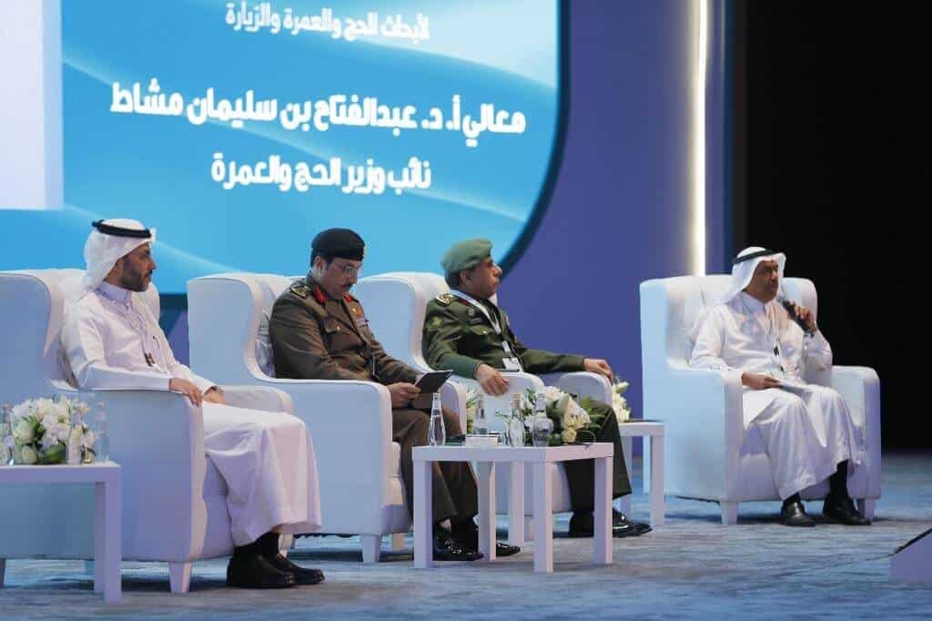 في الجلسة الرئيسية للملتقى ال٢٢.. البسامي: نسعى لتعضيد المنظومة بالتقنية الذكية
