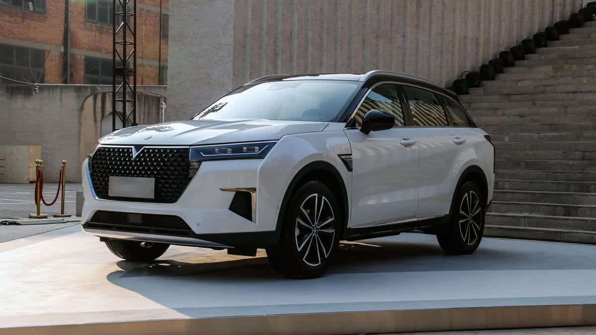 سيارة Venucia Star 2023.. السعر والمواصفات