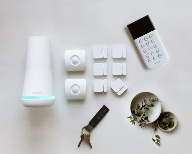 نظام أمان المنزل SimpliSafe.. مزايا متعددة بسعر معقول