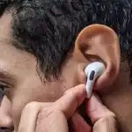 ابل تهيئ السماعات اللاسلكية AirPods للقيام بمهام طبية متعددة