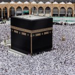 في الجمعة الثالثة من رمضان.. السديس: خدمات معيارية للأعداد المليونية بلا اختناقات (صور)