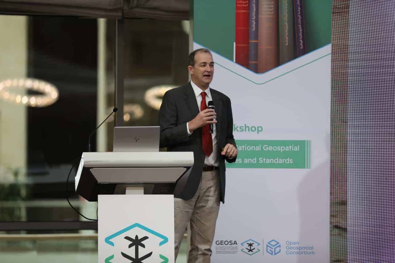 “الجيومكانية” تطلق مسودة عمل السياسات والمعايير الوطنية بالتعاون مع OGC