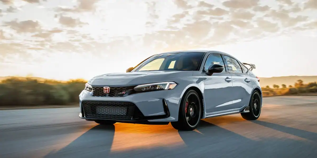 هوندا سيفيك 2023