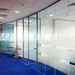 ماهو الزجاج الذكي وما استخداماته؟