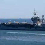 لماذا بيعت حاملة طائرات أمريكية مقابل سنت واحد فقط؟