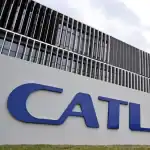 CATL تكشف عن أول بطارية شحن سريع في العالم