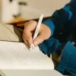 قلم «Nuwa» يحول النص المكتوب على الورق إلى صيغة رقمية