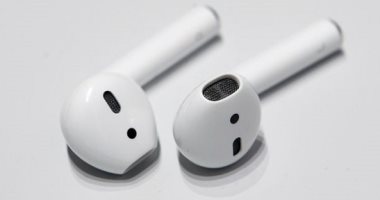 سماعات AirPods