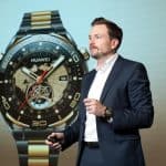 إصدار ذهبي من ساعة GT4 الذكية من هواوي