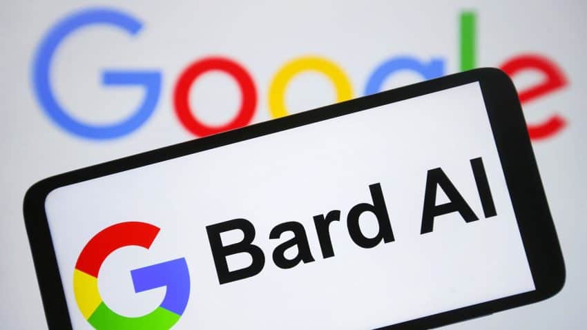 Google Bard يستطيع الآن تلخيص المزيد من رسائل البريد الإلكتروني