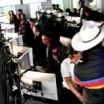  إيلون ماسك وطفله