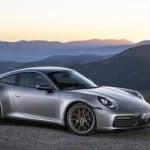 تسلا تستدعي مليوني سيارة بسبب مخاطر القيادة الذاتية