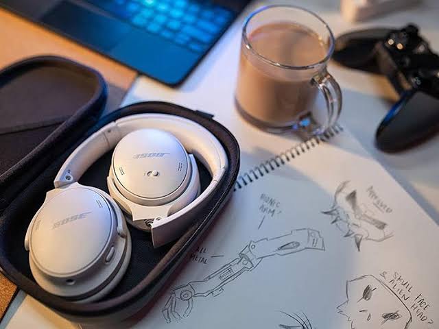 Bose QuietComfort 45.