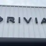 شركة Rivian تسرح 8% من فريق البطاريات للتركيز على الربحية وإطلاقR2.