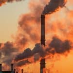 مرشح هواء جديد مصنوع من بروتين الذرة يلتقط الجسيمات الصغيرة والسموم